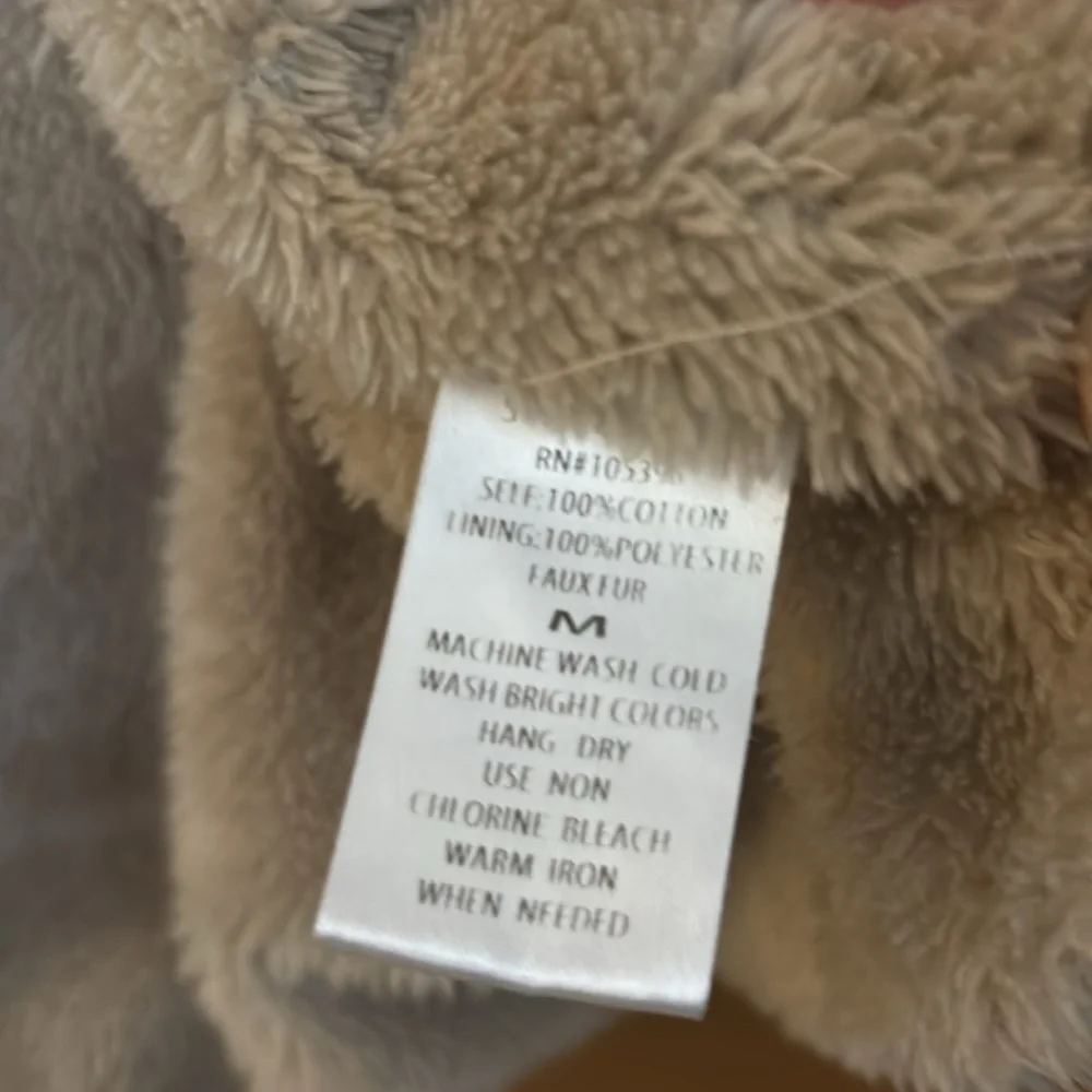 Vegan C’est Toi Fleece Lined Hooded Warm Vest - Picture 6 of 7